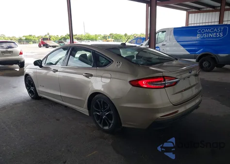 2018 Ford Fusion Hybrid Se z USA, uszkodzony, nr VIN 3FA6P0LU3JR128356